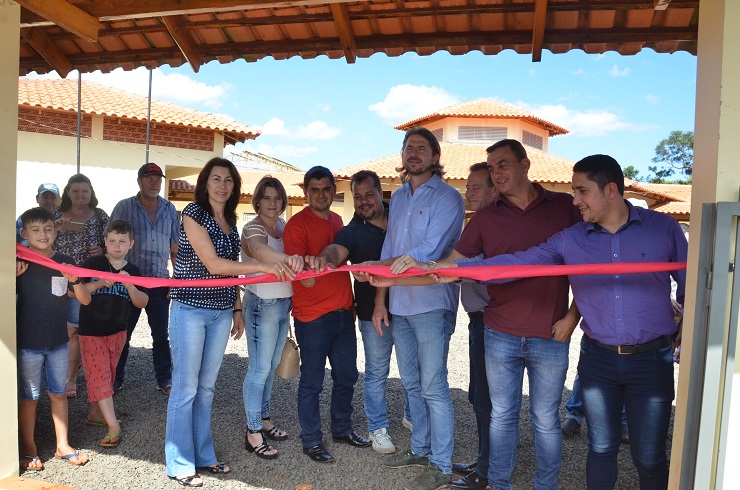 Inaugurada novas instalações de escola na Comunidade Dez de Maio