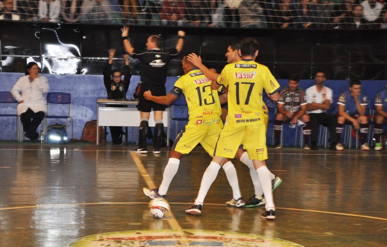 Constantini Quedas Futsal e Itaipulândia jogam na quarta dia 13