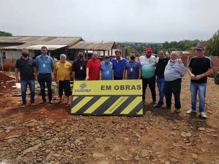 Rede de água está sendo instalada no Bairro Beira Rio e prefeitura analisa Termo Aditivo de contrato com a Sanepar