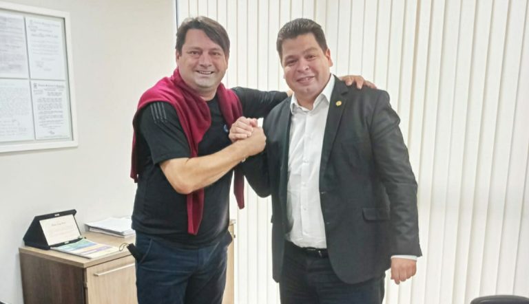 Elcio Jaime é recebido por Gugu Bueno na ALEP e anuncia apoio a sua candidatura