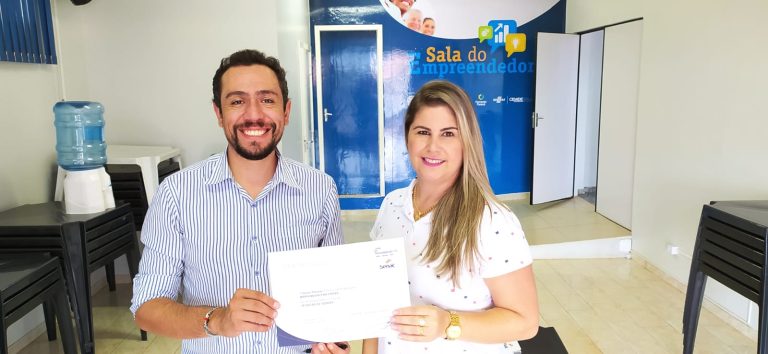 Quedas do Iguaçu: Certificados de curso para qualificação de mão de obra do Senac são entregues na Secretaria de Trabalho