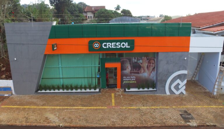 Cresol registra crescimento de 30% em 2023 e consolida posição entre os maiores sistemas do Brasil