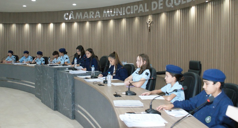 Parlamento 1 - Jornal Expoente Do Iguaçu